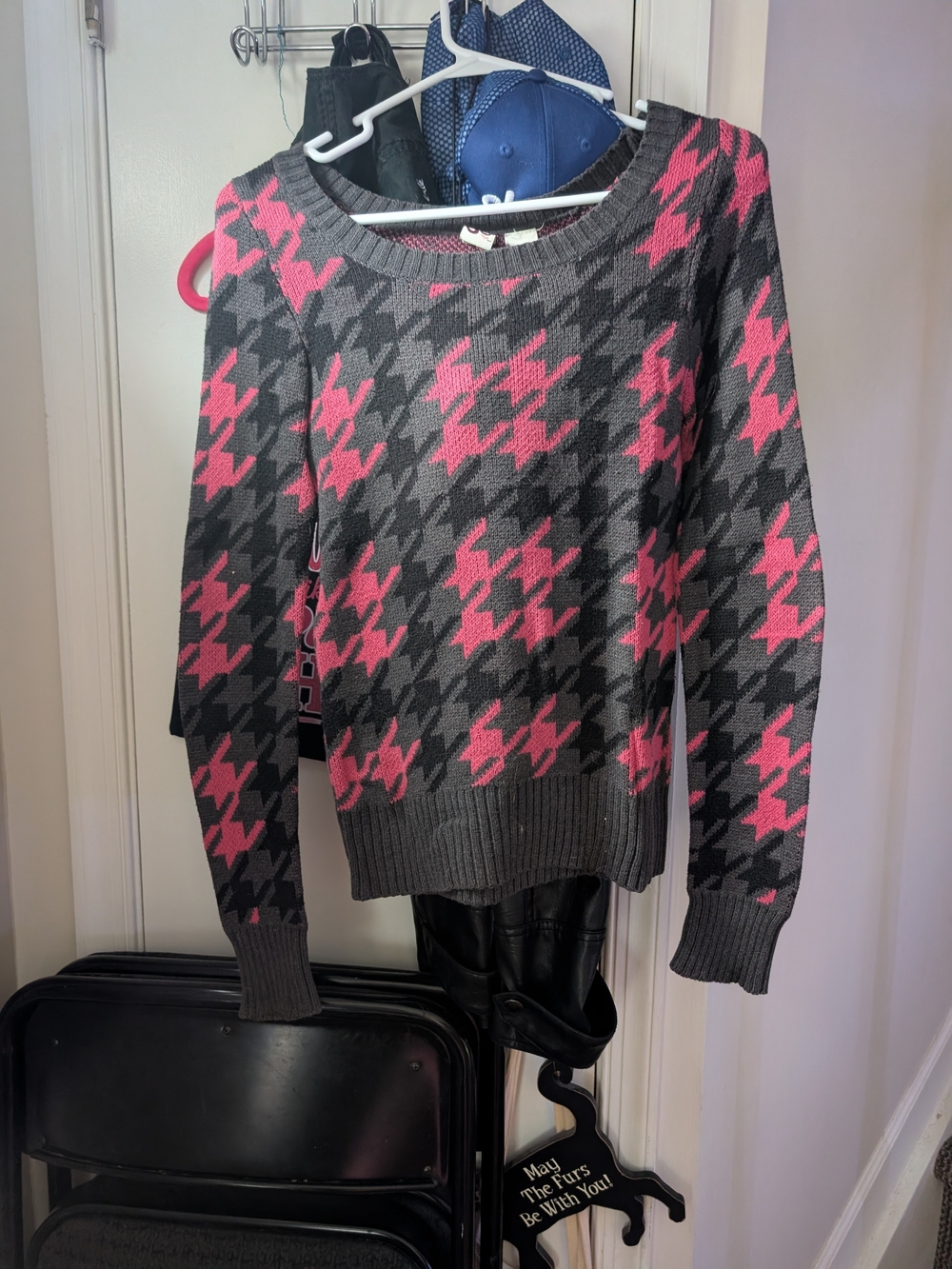 SO Gray and Pink Houndstooth Crewneck Sweater